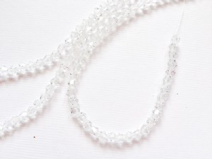 4mm角珠(透明)